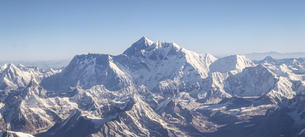 Mount Everest scene