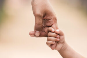 parent child holding hands
